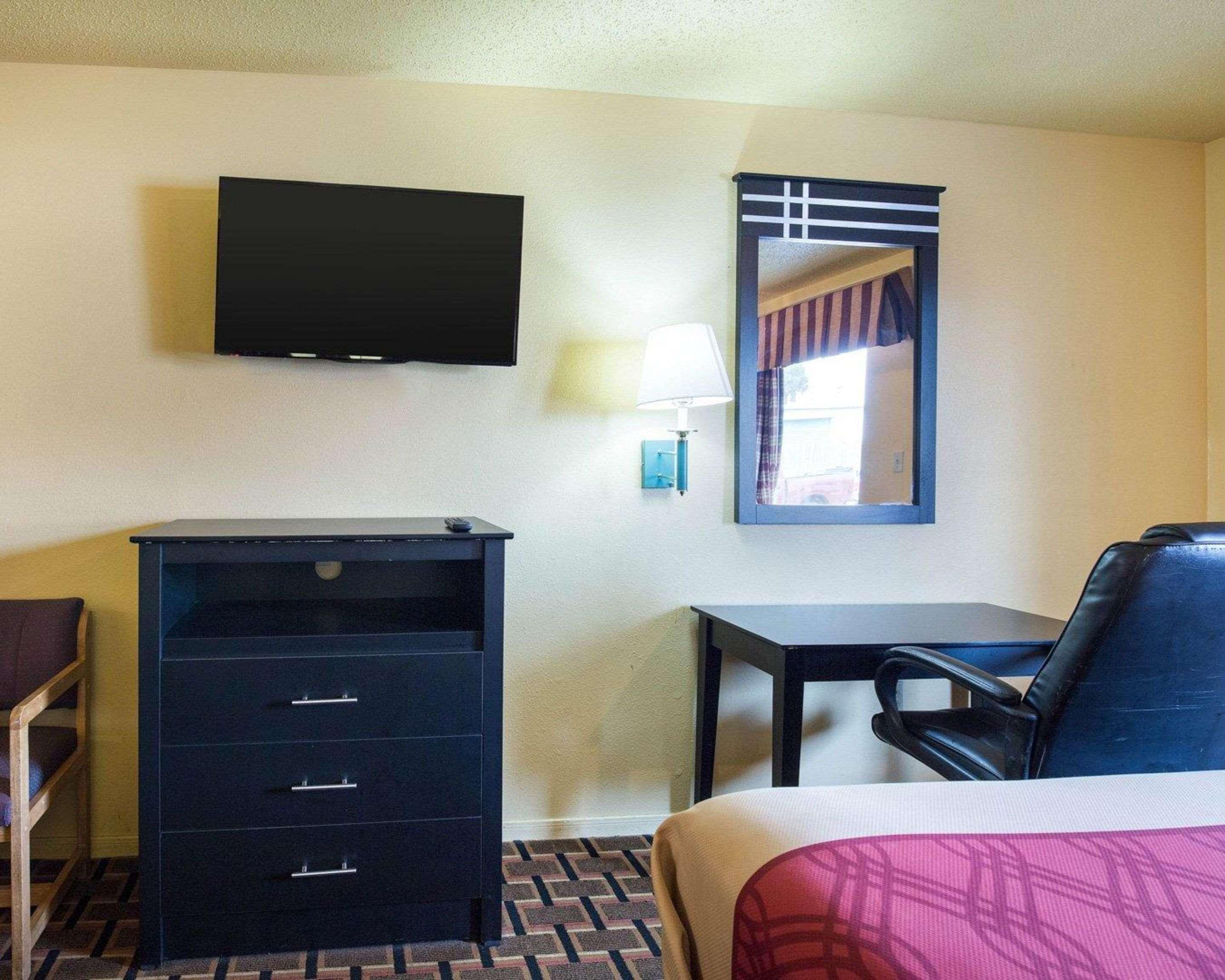Econo Lodge Houston Brookhollow Exterior foto