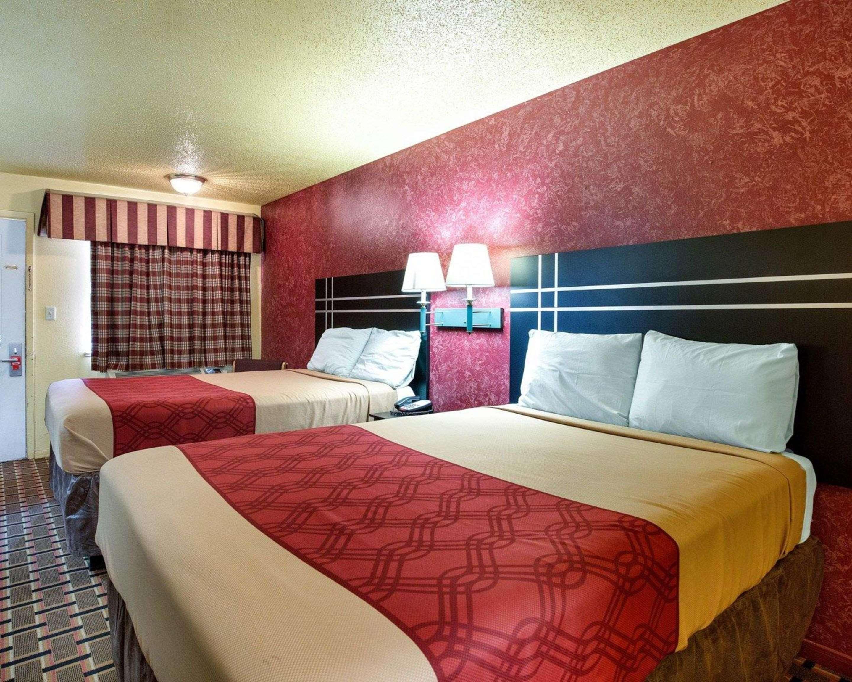 Econo Lodge Houston Brookhollow Exterior foto