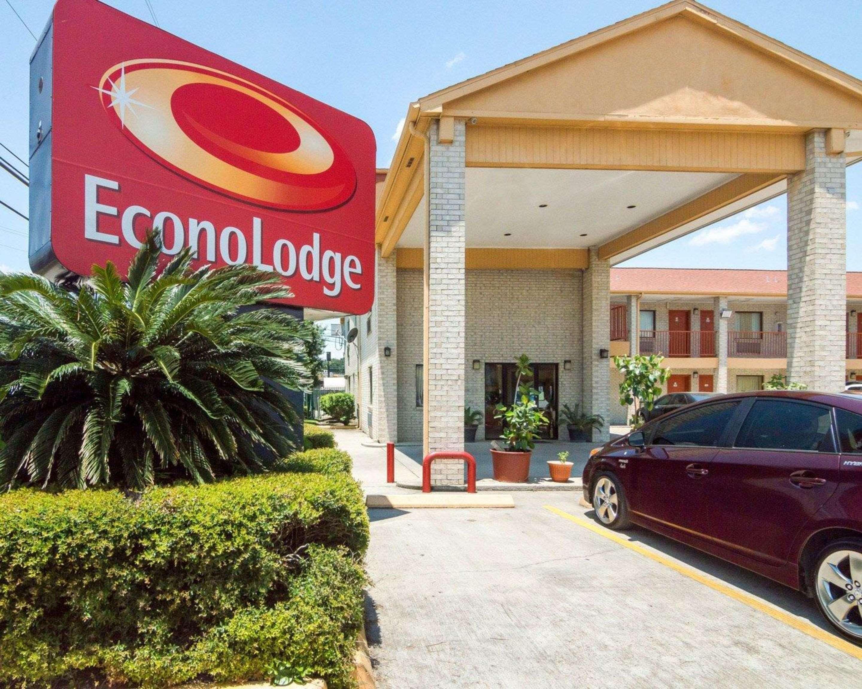 Econo Lodge Houston Brookhollow Exterior foto